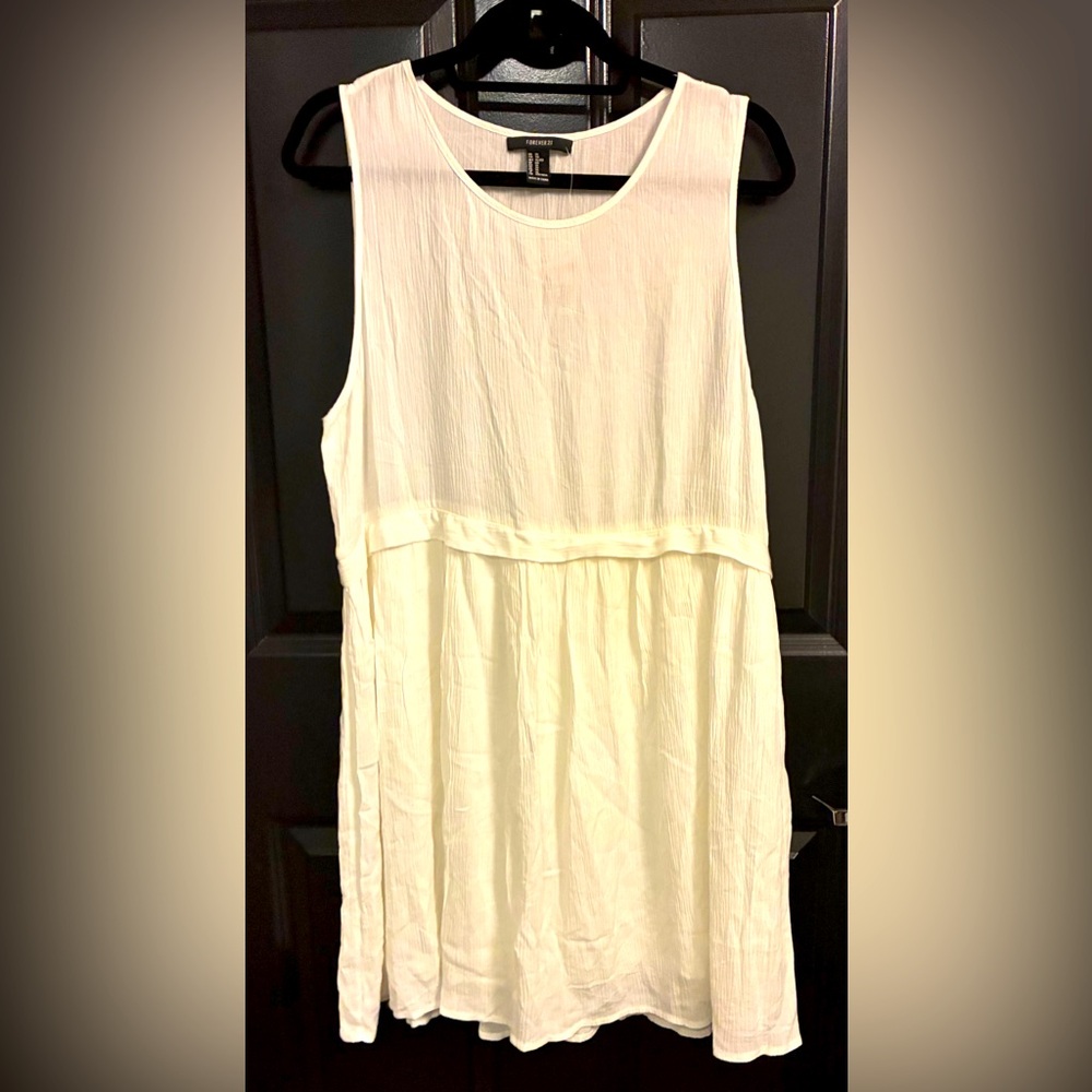 Brand New Forever 21 Elegant Cream Sleeveless Dress. Size XL